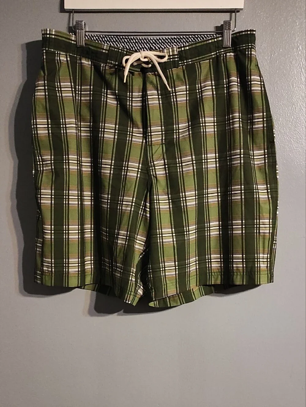 Roundtree & Yorke Olive and White Plaid Swim Shorts